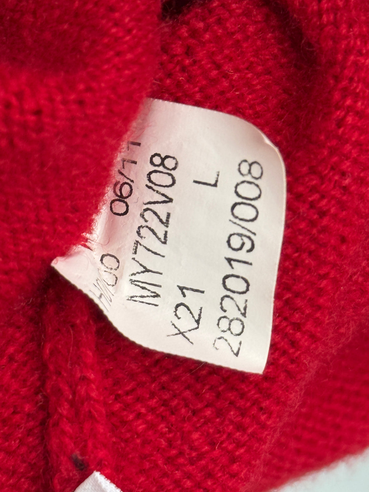 Lyle & Scott Red Pure New Wool V-Neck Sweater with Eagle Logo, IT 52, Men