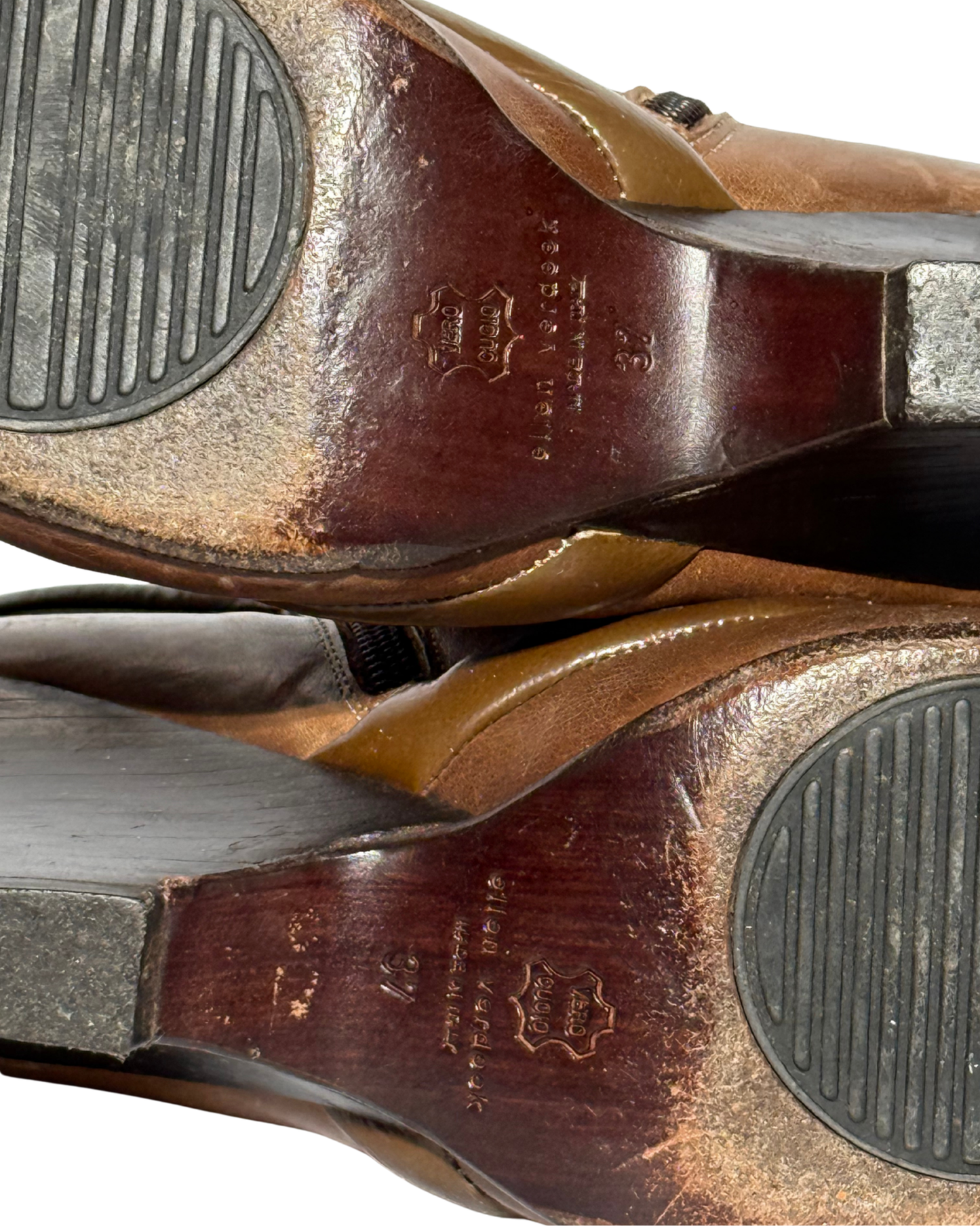 Close-up of sole size and brand information details of Ellen Verbeek brown leather boots