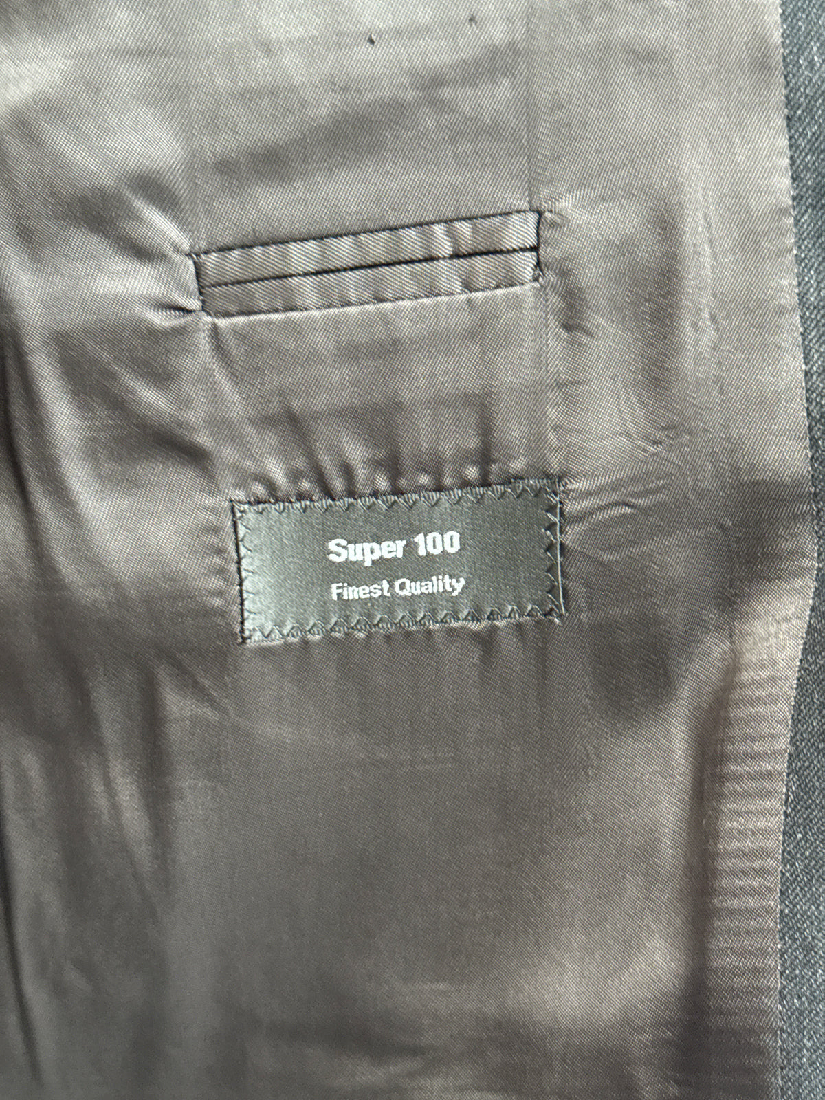 Hugo Boss Charcoal Three Piece Wool Suit 50 Men