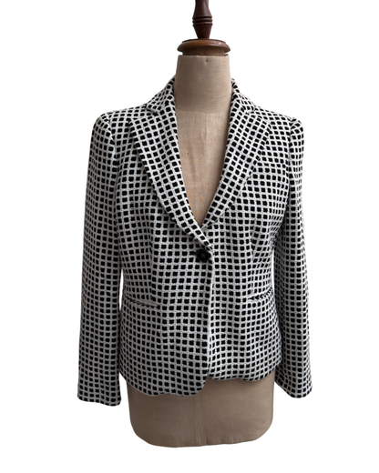 Armani Collezioni Black and White Check Bouclé Blazer size 50 IT 2015