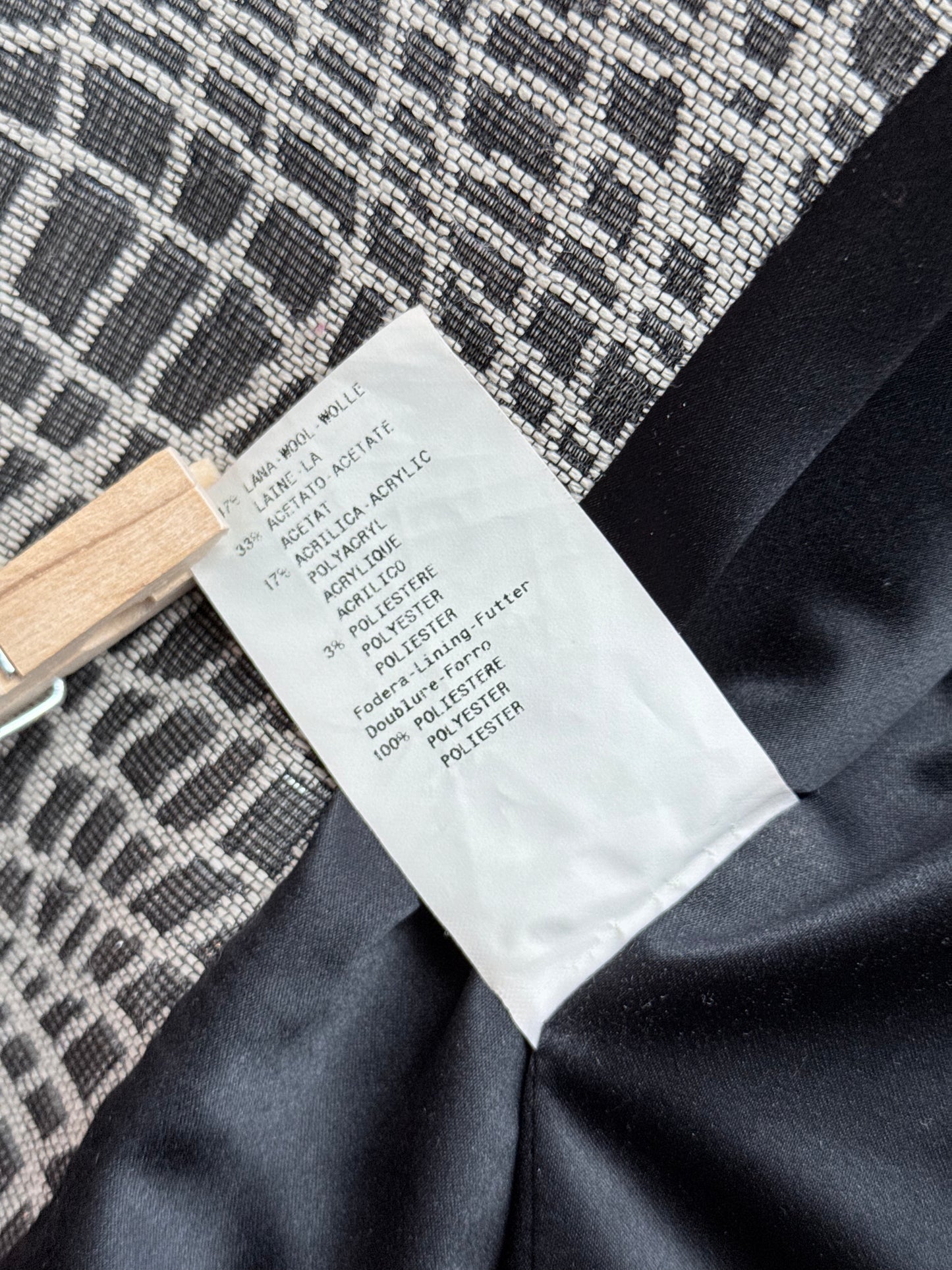 Armani Collezioni composition label detail inside vintage blazer