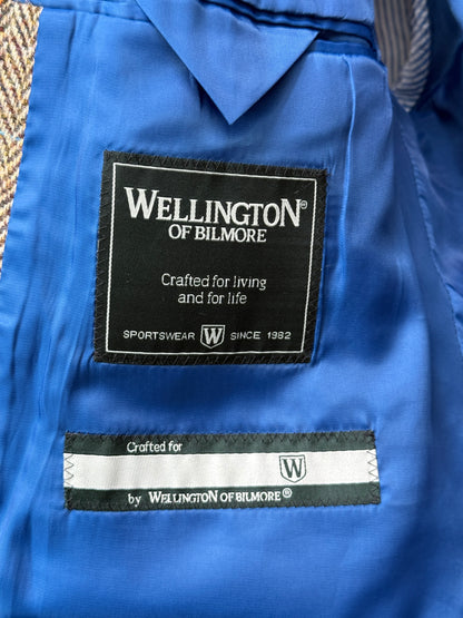 Wellington of Bilmore Beige Harris Tweed Blazer with Elbow Patches Size 60