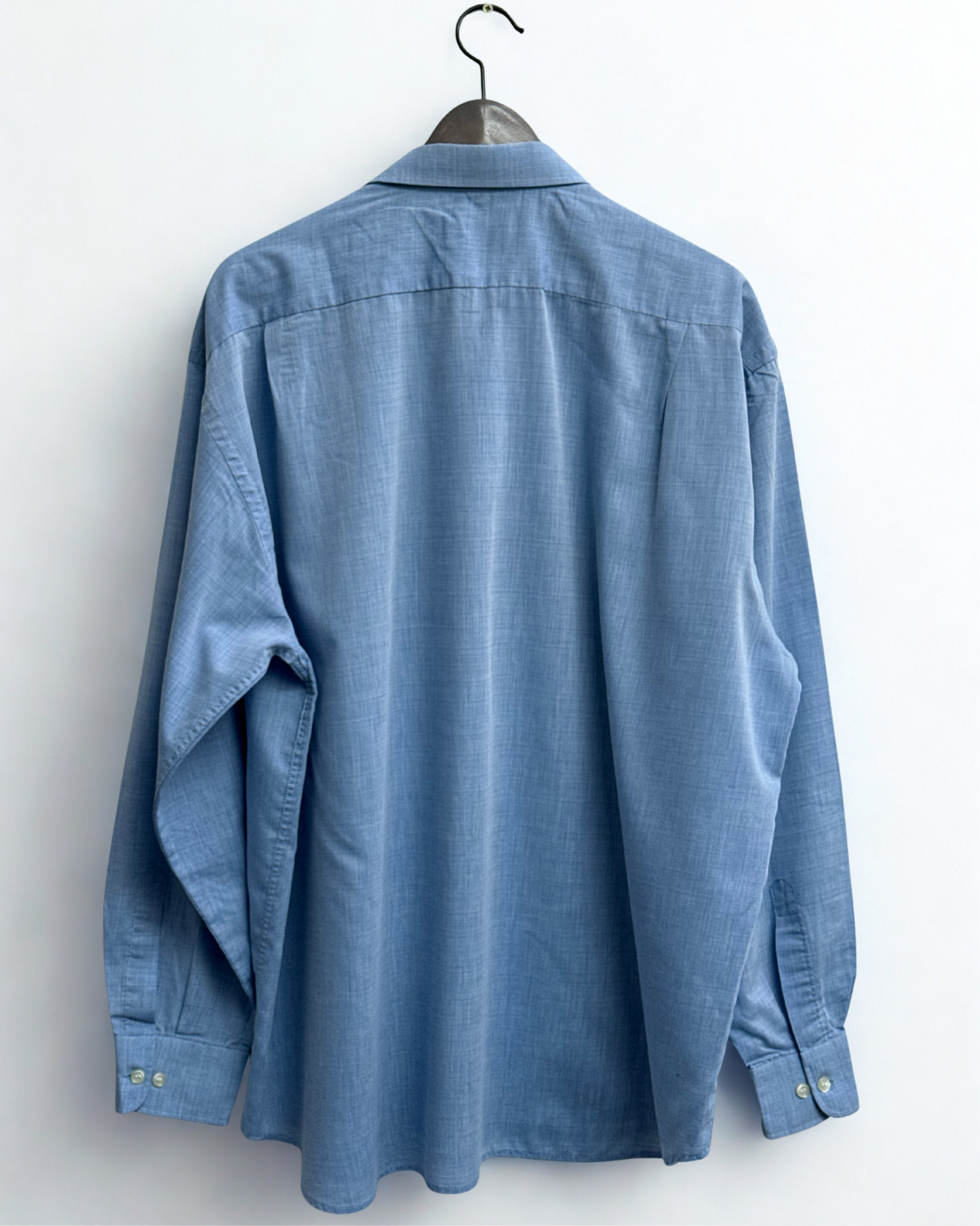 Back view of Pierre Balmain mens shirt showing pleated back