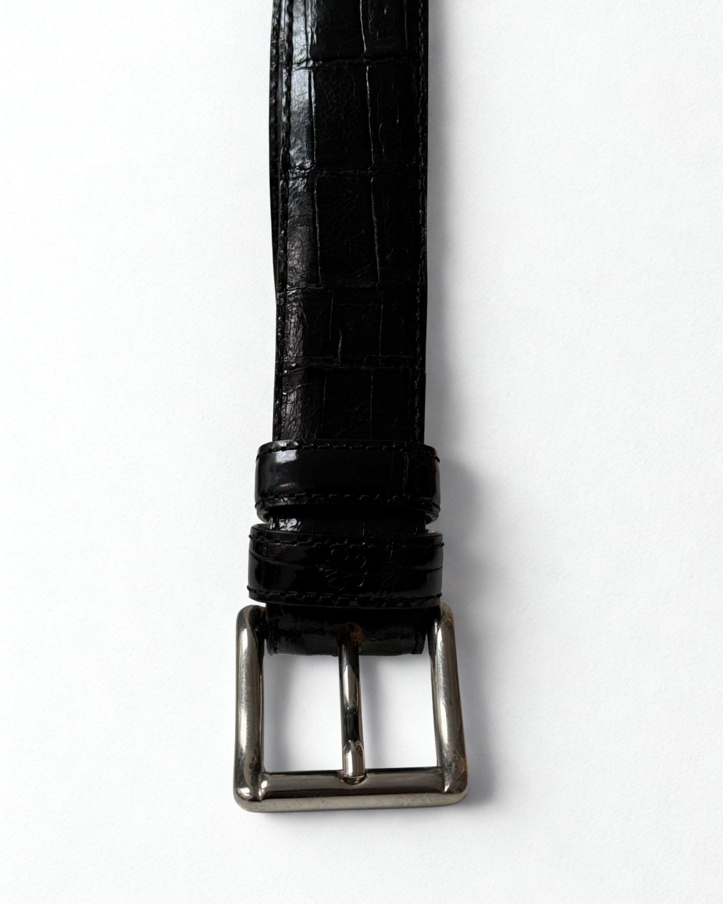 Buckle of vintage Van Laack crocodile leather belt in black
