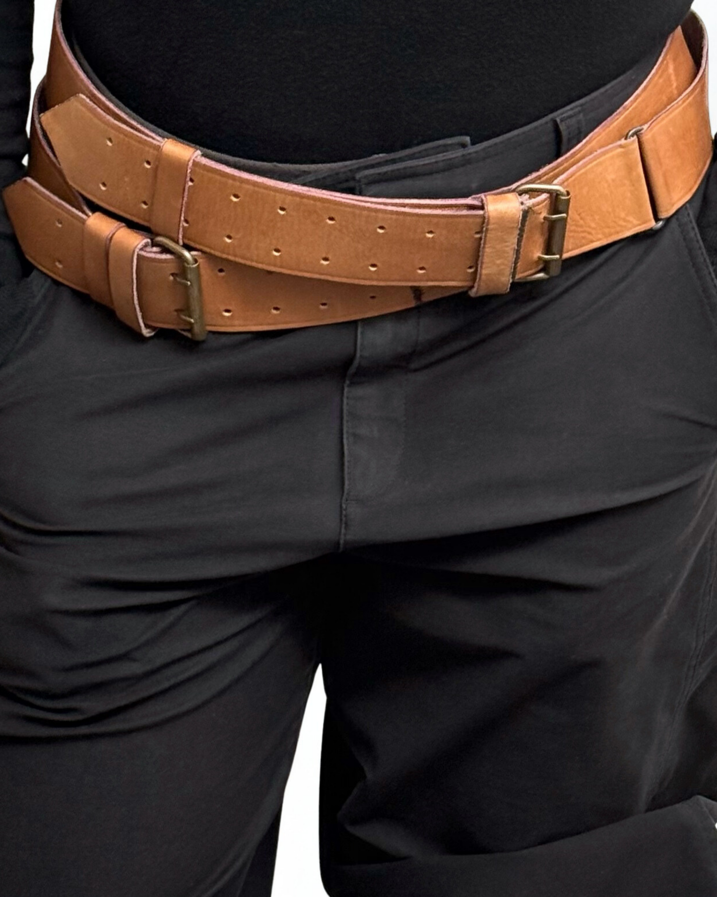 belt on waist front