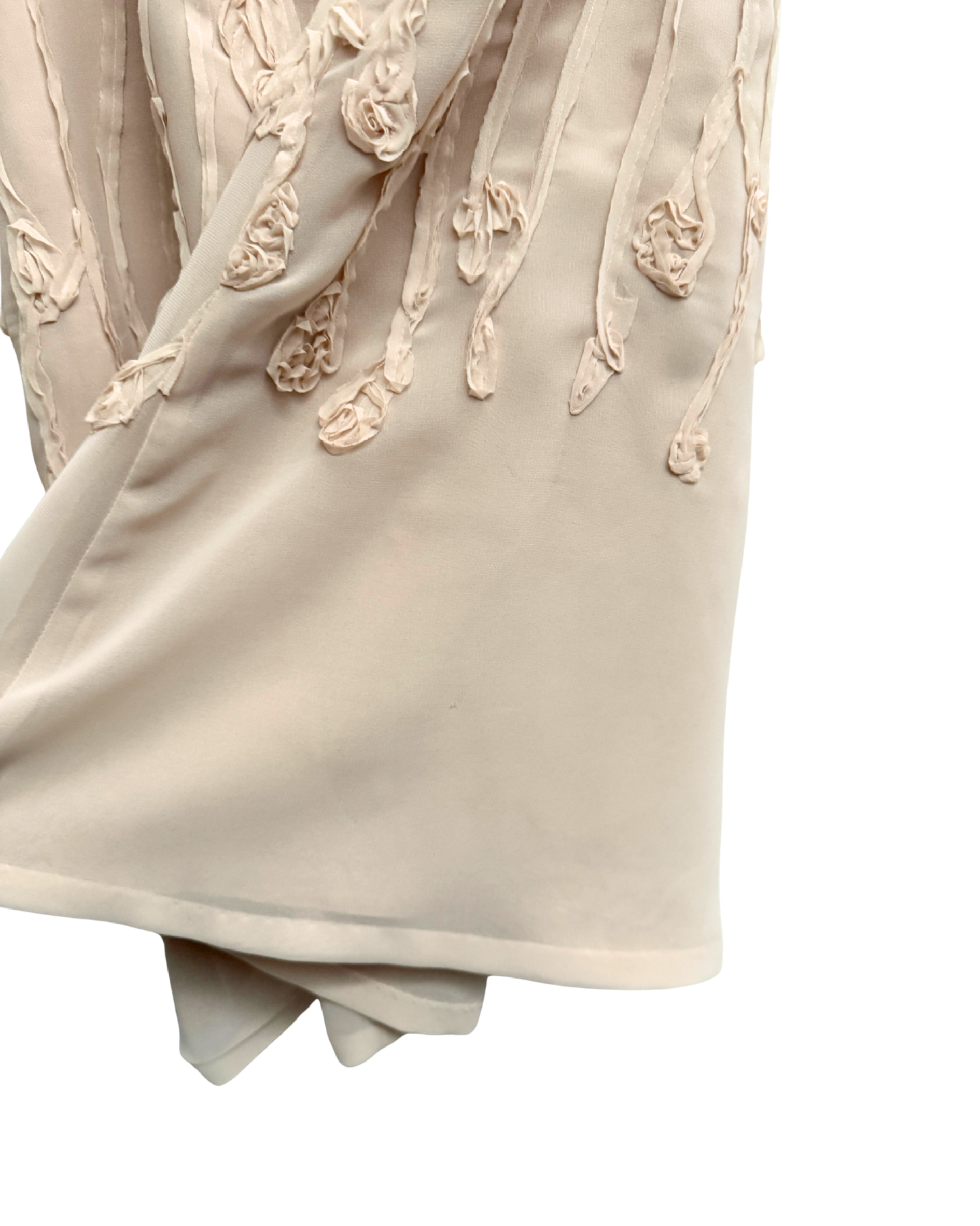 Detail showing overall condition