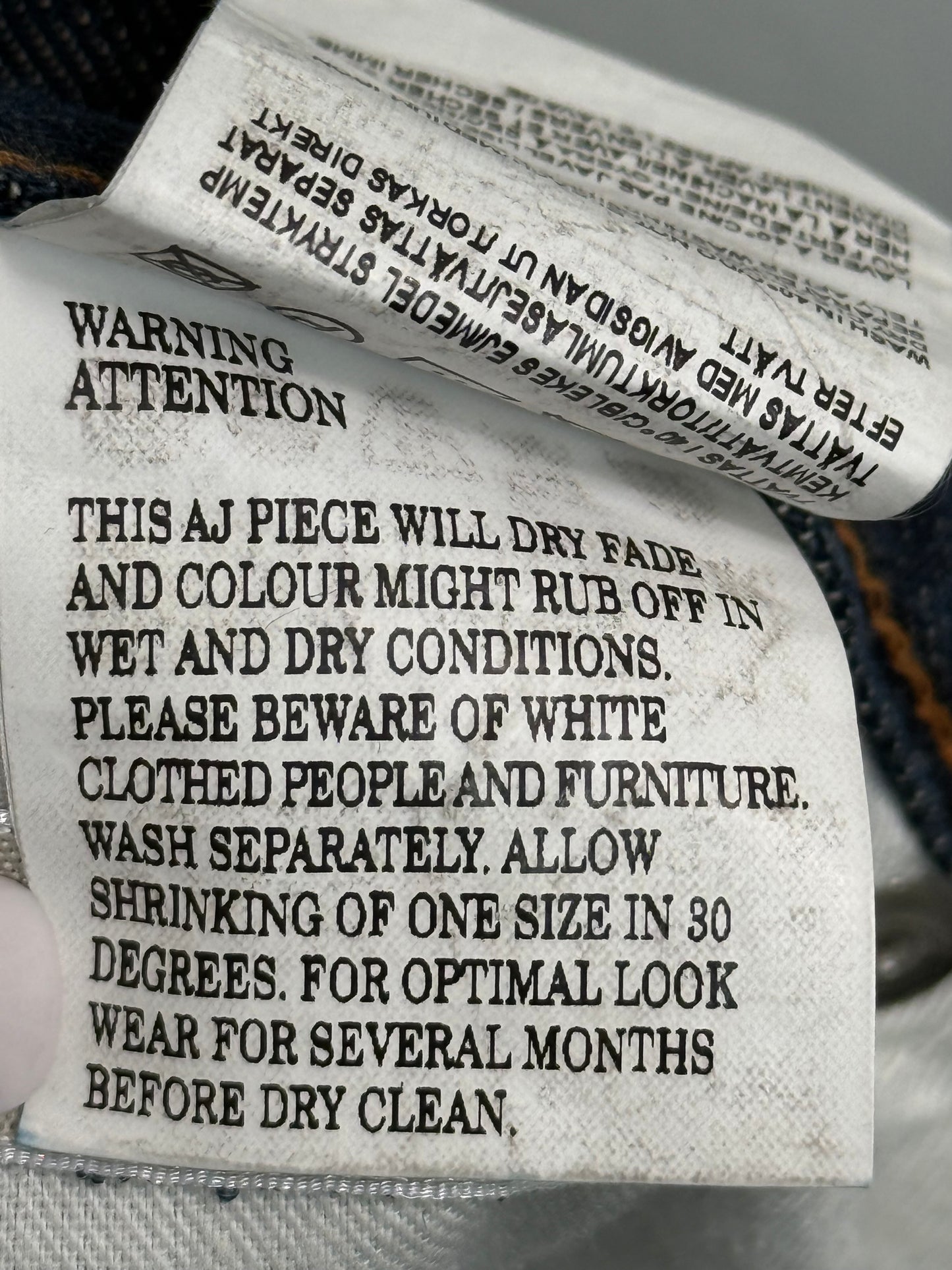 Acne Jeans MOC RAW Selvedge Denim Cut-Off Shorts Dark Indigo Size 32