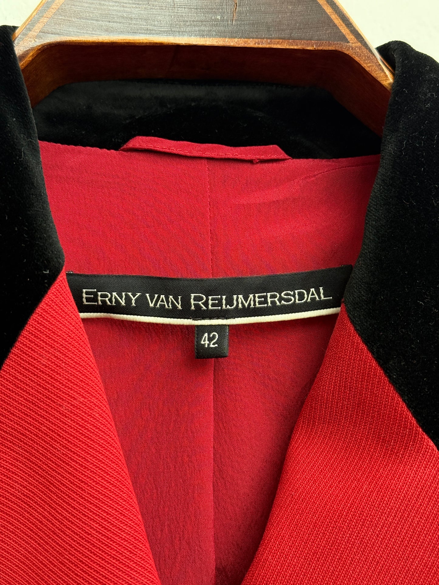 Erny van Reijmersdal Red Tailored Blazer, Women's Size 42