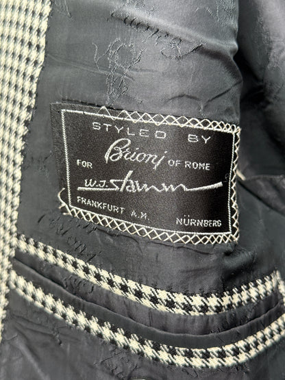 Brioni Vintage Wool Beige & Black Houndstooth Blazer Size 54